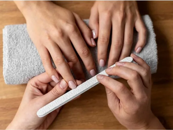 Hướng Dẫn Cách Dũa Móng Tay Đẹp Đơn Giản Chuẩn Salon Tại Nhà – Kềm Nghĩa -  Nghia Nippers