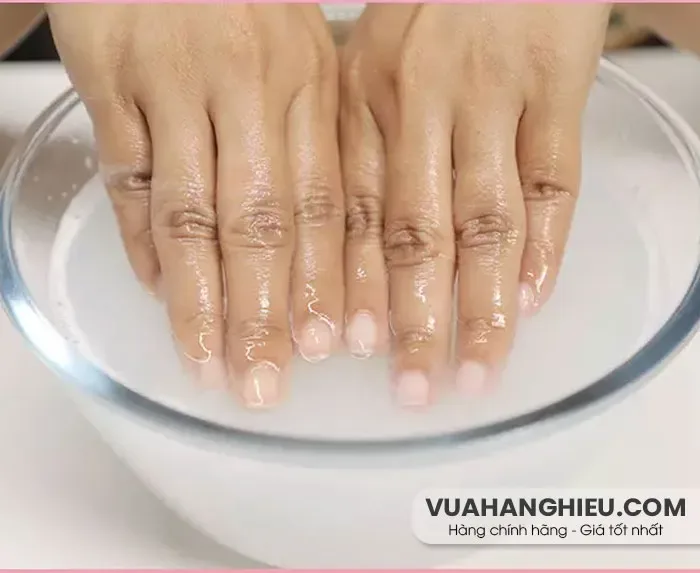 10 cách gỡ móng giả không đau đơn giản tại nhà