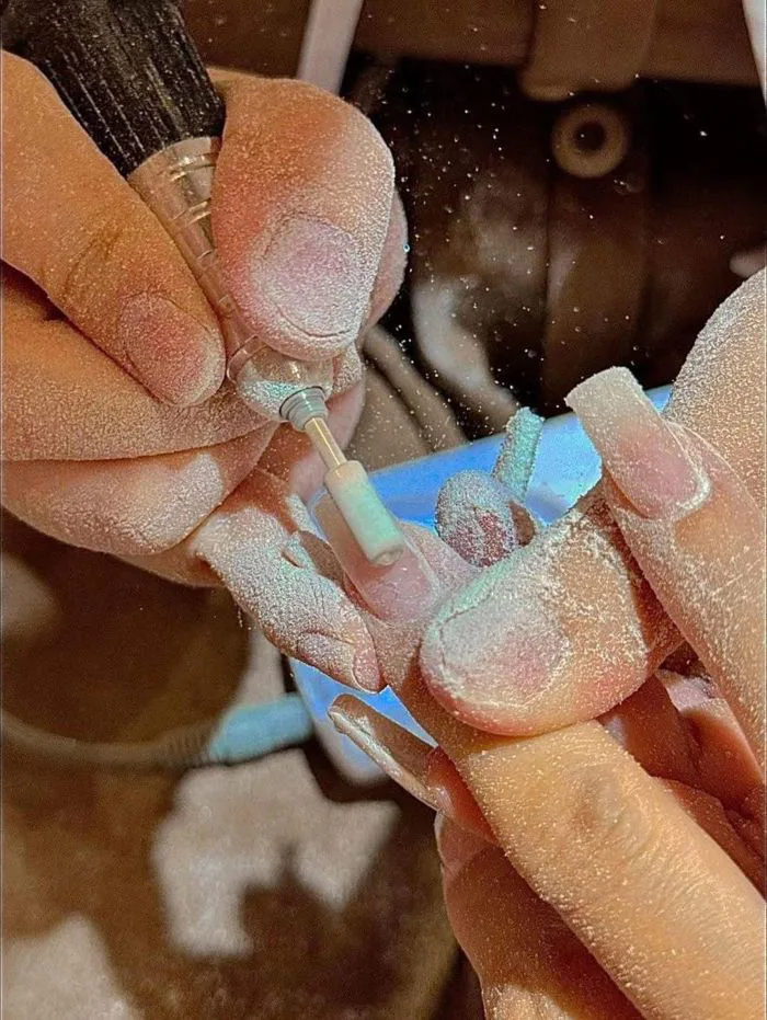 Hướng dẫn 3 cách phá sơn gel tại nhà an toàn, dễ thực hiện