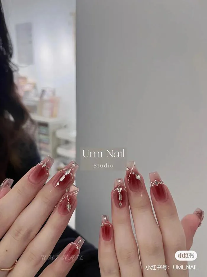 Bộ ảnh mẫu nail cho tuổi 50 sang trọng làm say đắm lòng người 137+ -  kieutocxinh.com