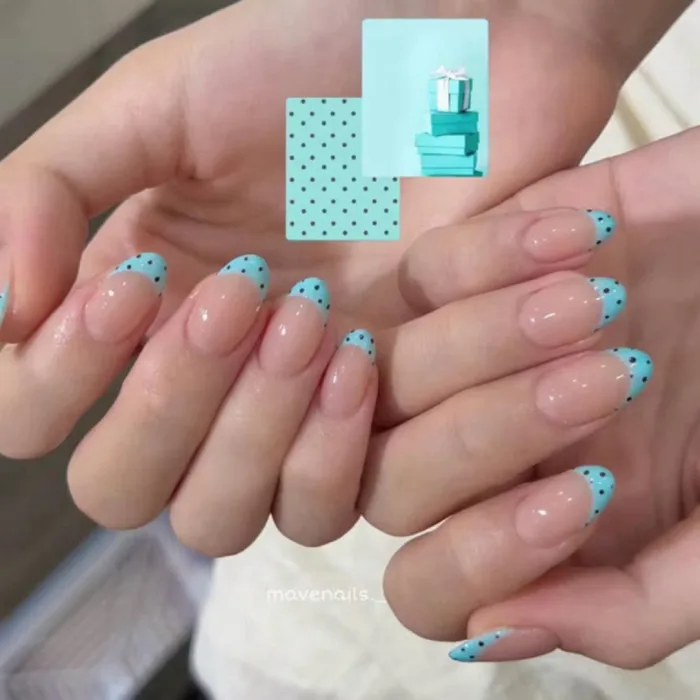 (Nhiều mẫu )NAIL BOX FRENCH ĐẦU MÓNG CHẤM BI B36