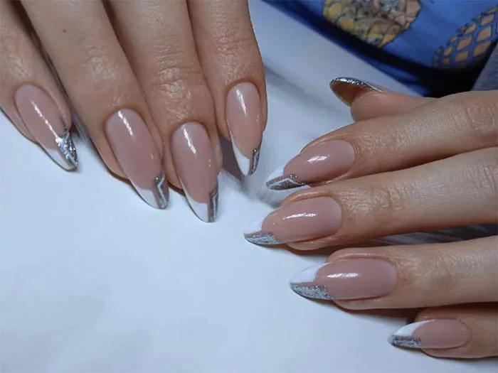 50+ mẫu nail sơn đầu móng trắng đẹp, rất thời thượng