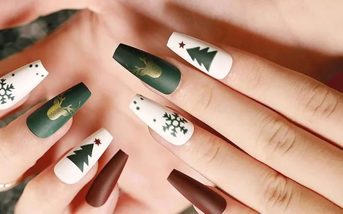 30+ Mẫu Nail Noel Siêu Cute: Làm đẹp móng tay đón Giáng sinh 30+ Mẫu Nail Noel Siêu Cute: Làm đẹp móng tay đón Giáng sinh