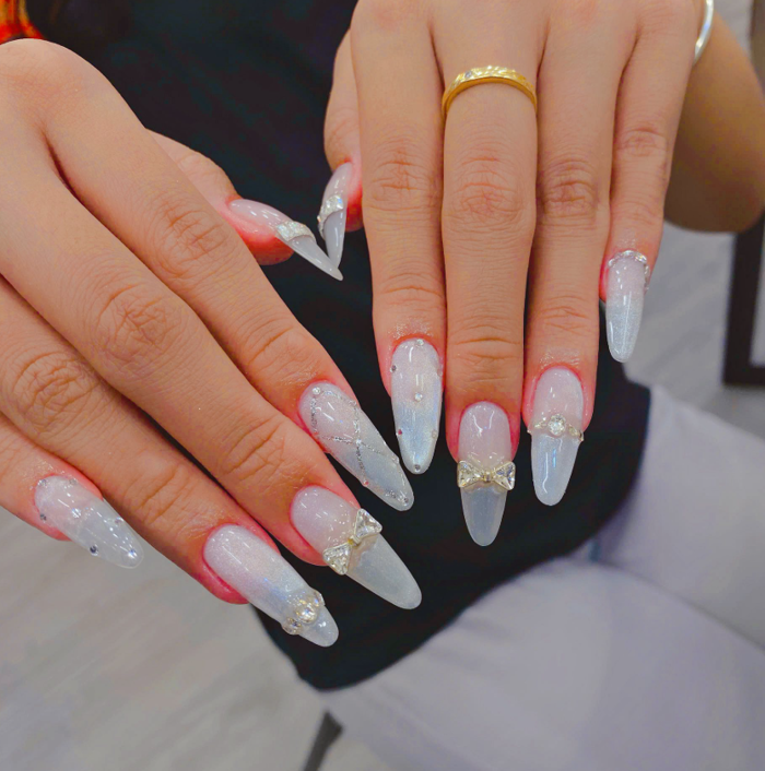 TẾT NÀY BẠN ĐÃ CÓ NAIL CHƯA? GỢI Ý NHỮNG MẪU NAIL ĐẸP NHẤT MÙA XUÂN 2026 –  Thuỳ Thỏ Nail Quận 1
