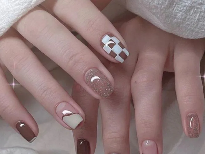 25+ Mẫu Nail Caro Đẹp, Độc Đáo, Trendy Cho Các Nàng 2025 – Kềm Nghĩa -  Nghia Nippers