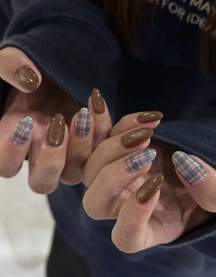 35+ Mẫu nail caro đẹp kiểu mới ấn tượng xinh xắn cho chị em