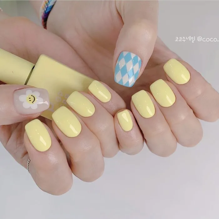 20+ Mẫu nail kẻ sọc đẹp và thanh lịch làm mới phong cách cho các nàng -  NGỌC QUY PHÁP