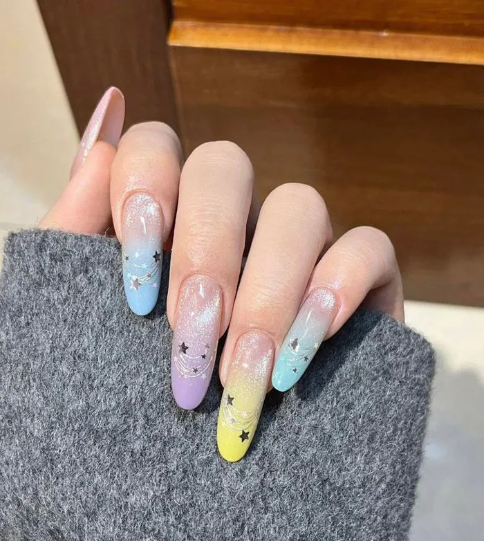 ♡ྀི ₊𝑳𝒊𝒃𝒓𝒂𝒂.𝒏𝒂𝒊𝒍𝒓𝒐𝒐𝒎⚖︎ ྀི ✧˖°.Mẫu nails 7 sắc cầu vồng🩵🩷💚💜💛🧡  🎀༘⋆Qua ngay với chúng mình để rinh về những bộ nail cực kỳ ưng ý nha ㅤ♡ྀི  ₊ 🎀༘⋆Các nàng vui lòng đặt