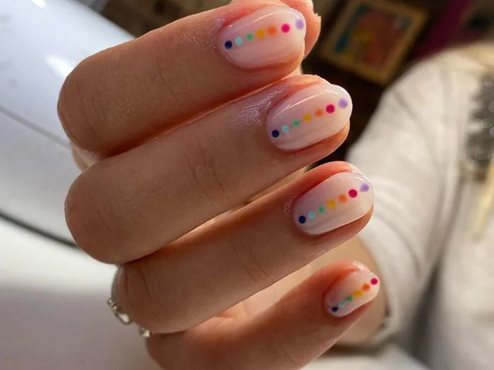 Gợi ý 6 mẫu nail năng động, cá tính cho ngày Thu thêm phần rực rỡ