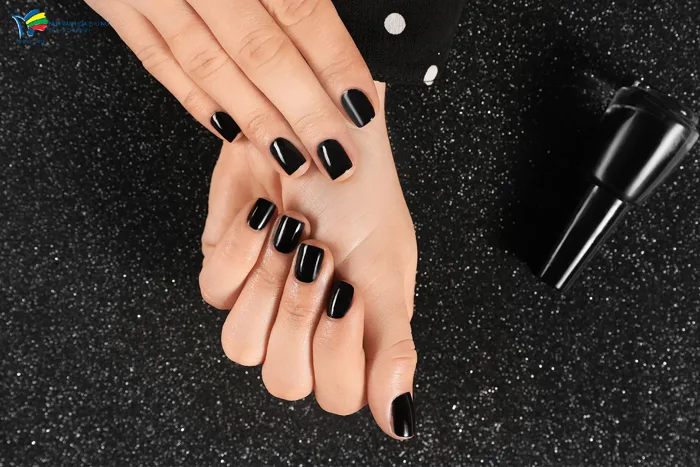 Những Mẫu Nail Sơn Móng Tay Màu Đen 
