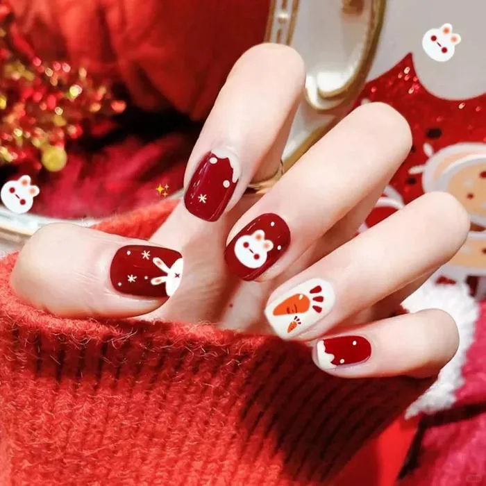 Chấm nhanh 30+ mẫu nail màu đỏ đô sang đỉnh nóc cho nàng