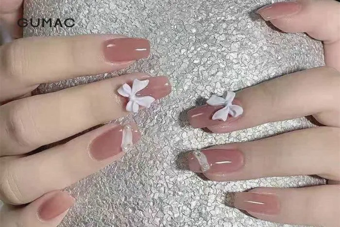 Mẫu nail hồng đất SANG TRỌNG và đẳng cấp cho quý cô tiểu thư