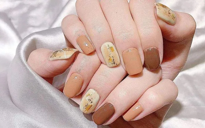 15+ mẫu nail màu nâu đẹp, sang trọng, nhẹ nhàng nhưng vẫn cuốn hút