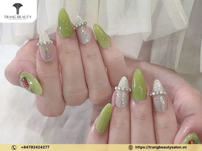 99+ mẫu nail xanh bơ đẹp sang chảnh, tươi trẻ nhất