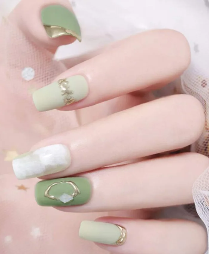120+ mẫu nail màu xanh màu lá xinh khiến nàng mê mẩn