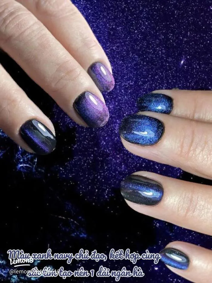 Mẫu nail dải ngân hà xanh navy đẹp cho mùa hè 2026