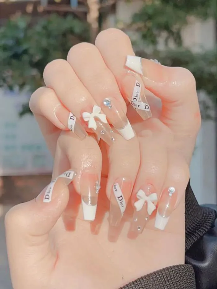Top 18+ mẫu nail móng nhọn sang trọng và quyến rũ làm nàng say mê