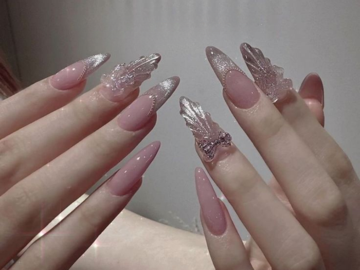 Top những mẫu Nail móng nhọn tròn sang chảnh, cá tính