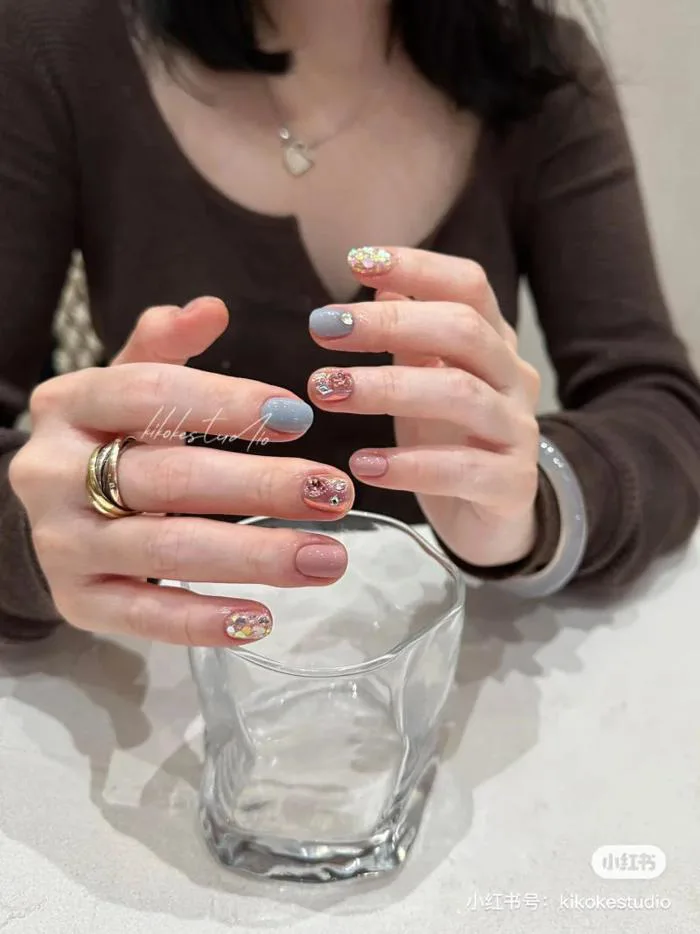 Những mẫu nail đẹp cho móng ngắn XINH siêu HOT cho nàng 2026