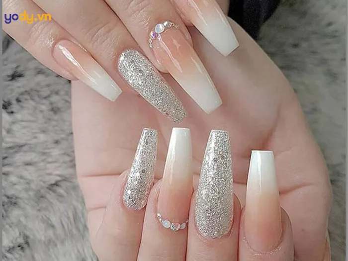 1001+ mẫu nail ombre pha màu đơn giản, HOT TREND cực sành điệu | Yody