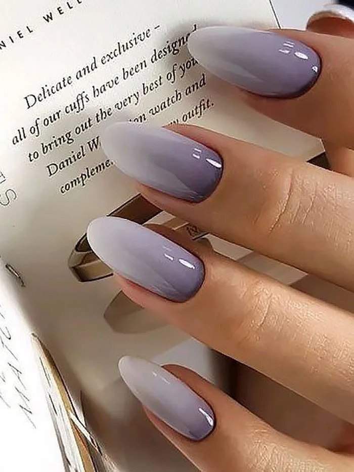 30 mẫu nail cho quý bà tinh tế | Những mẫu nail cho mẹ
