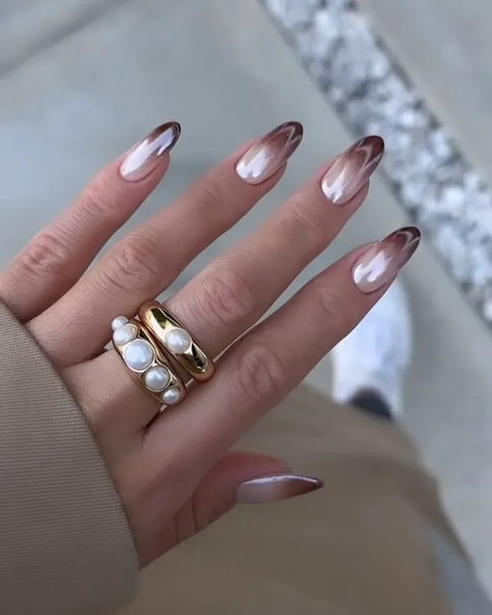 30 mẫu nail cho quý bà tinh tế | Những mẫu nail cho mẹ