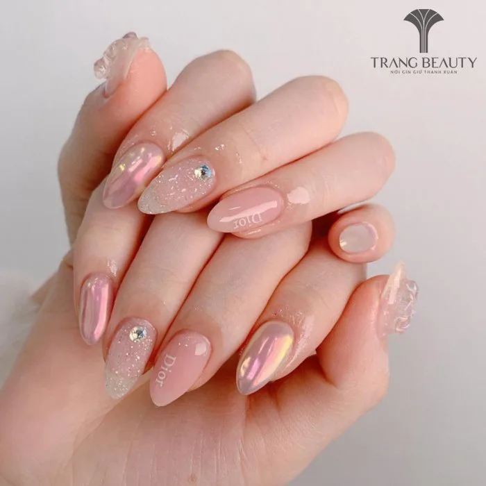 Gợi ý 100+ mẫu nail thạch đẹp thanh lịch, đơn giản hiện nay