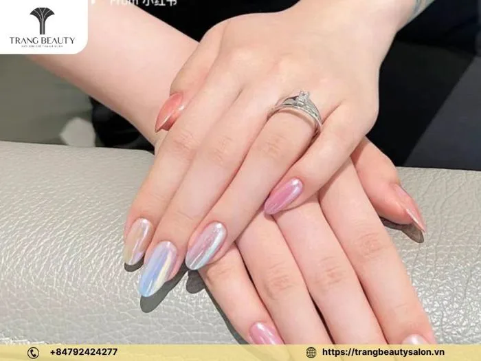 Top 20+ Mẫu Nail Tráng Gương Đẹp Nhất 2025