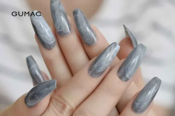 Những mẫu nail vân đá ĐẸP MẮT và độc đáo cho bạn gái cá tính
