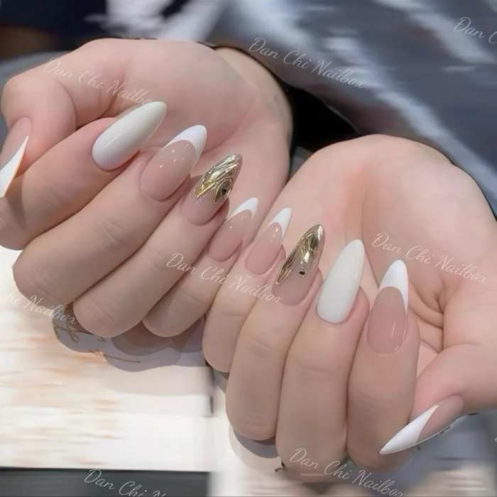 Nailbox Móng Úp Thiết Kế Sẵn Mẫu Trắng - Thạch Đính Đá
