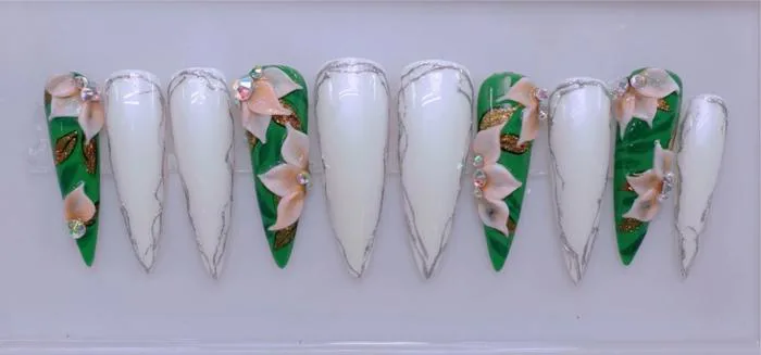 Có sẵn] Móng Úp Thiết Kế Trang Trí Sẵn Sharon Nails