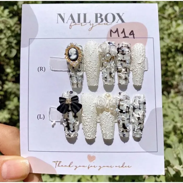 Nailbox thiết kế sang trọng tặng keo và dũa , móng tay giả đính chamr , mẫu  nail đẹp , Nail box xinh