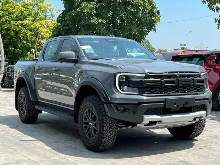 Ford Ranger Raptor Màu Xám 2024