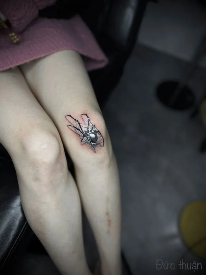 Hình xăm nhện | Tattoo đầu gối, Hình xăm đầu gối, Dầu gội
