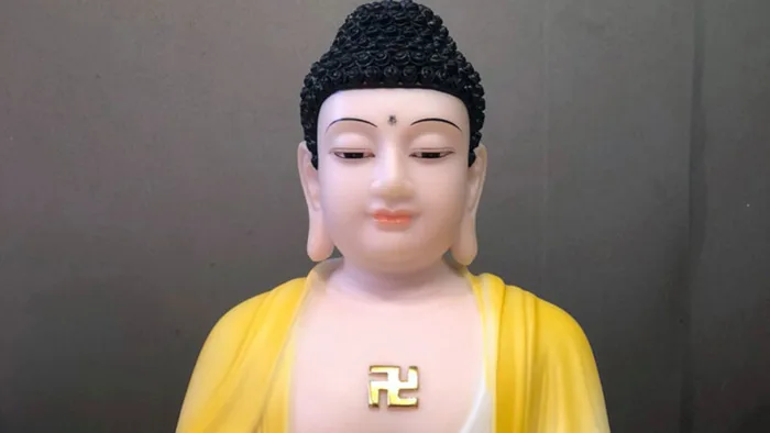 Ý nghĩa chữ Vạn trong phong thủy và những điều cần biết