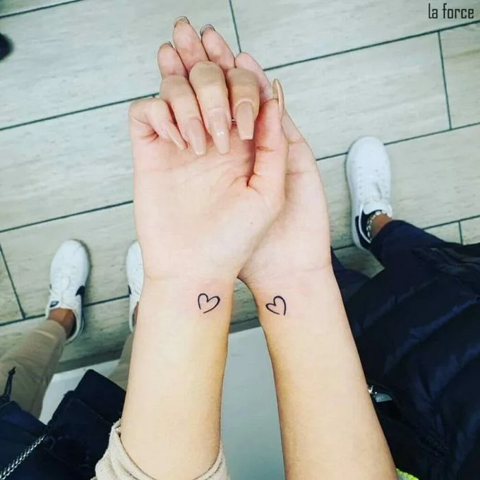 101+ Ý tưởng hình xăm đôi mini đẹp ý nghĩa cho cặp đôi, bạn thân