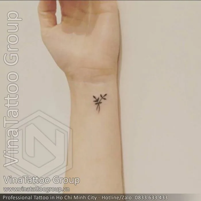 Hình xăm đẹp ở cổ tay - VinaTattoo Group
