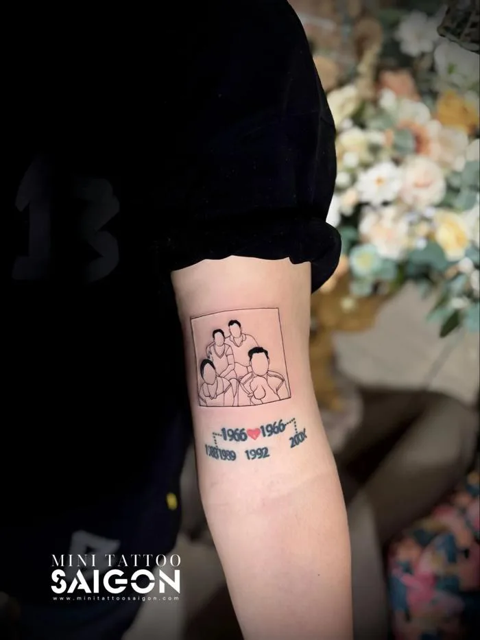 20+ mẫu hình xăm gia đình 4 người ý nghĩa đẹp nhất hiện nay – Mini Tattoo  Saigon - Xăm hình nghệ thuật uy tín tại Sài Gòn