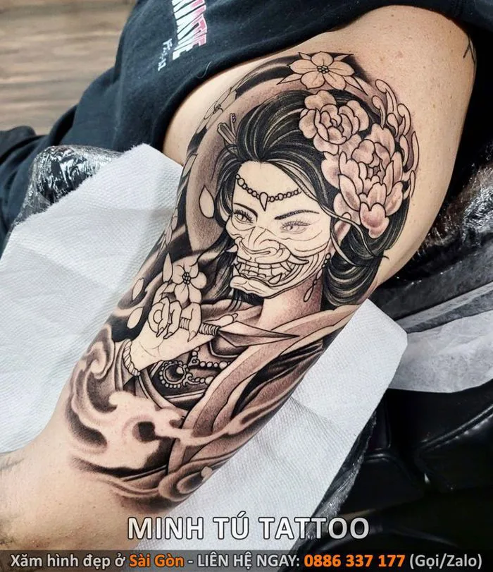 Hình xăm cô gái nhật cổ ở bắp tay