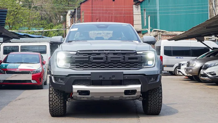 Ford Ranger Raptor 3.0L 4X4 AT 2027 V6 - Động Cơ Xăng Cao Cấp Nhất