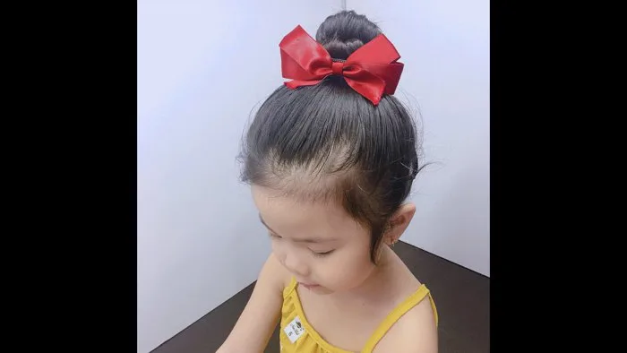 Tóc Búi Củ Tỏi Cho Bé cực Dễ Thương Xinh Xắn