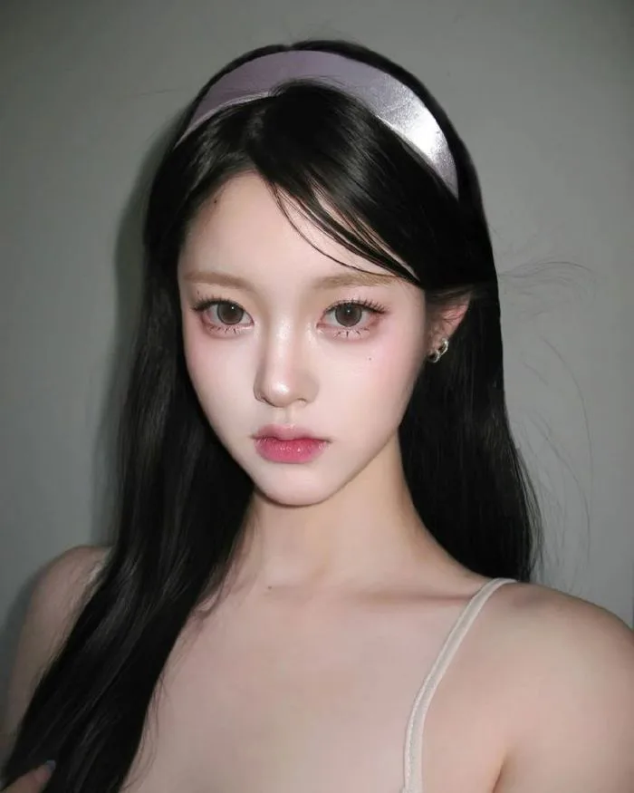 Mái chéo - Kiểu tóc bất bại giúp gương mặt trẻ ra 10 tuổi
