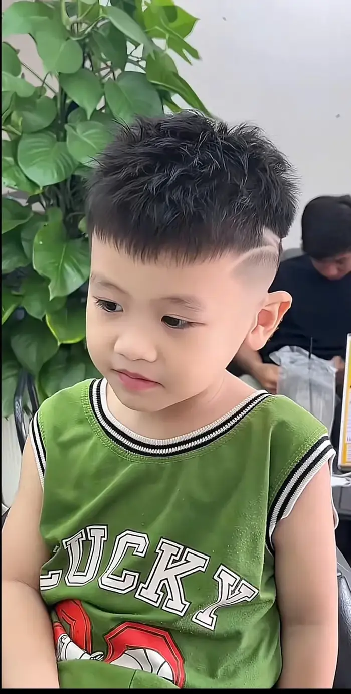65+ Kiểu tóc mohican dẫn đầu xu hướng cho nhóc tì