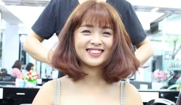 25 kiểu tóc uốn cụp đuôi giúp phái đẹp thêm phần trẻ trung và thu hút mọi  ánh nhìn.