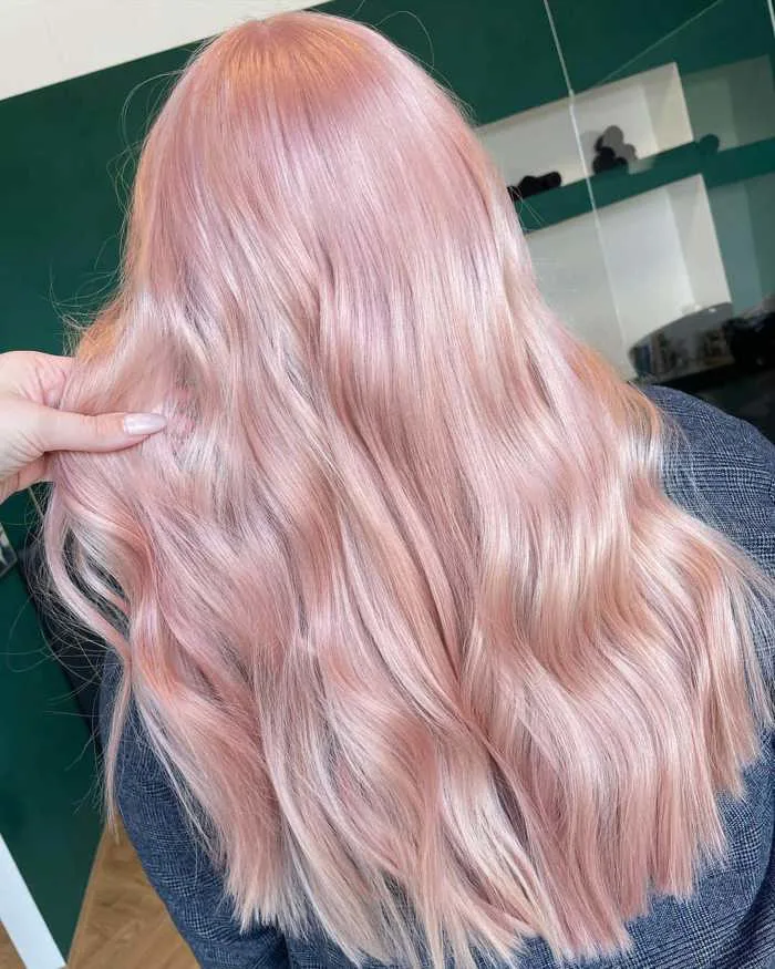 Những phiên bản tóc hồng vừa ngọt ngào, tôn da, lại giúp nàng xinh như  “tiên tử”