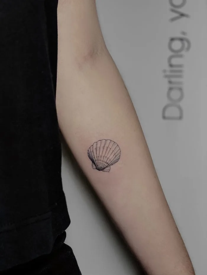 Mini tattoo Krakow – delicate and symbolic tattoos | Fineline Tattoo Gallery