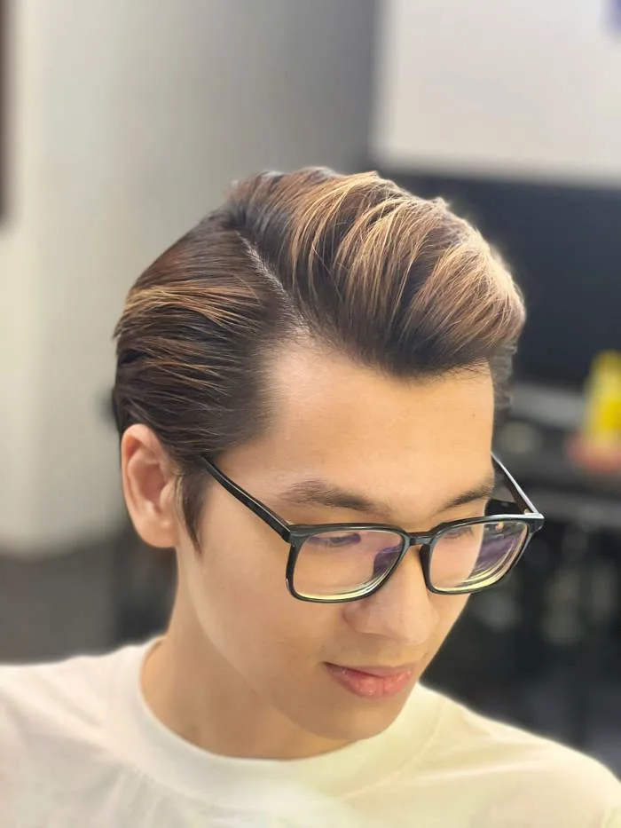 Xu hướng 15+ Kiểu uốn tóc nam | Bảng giá & Địa chỉ uốn tóc đẹp
