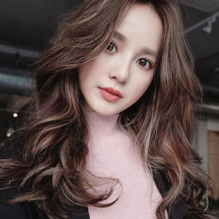 Tóc uốn có nên gội đầu nhiều không - 4 lưu ý khi chăm sóc tóc uốn