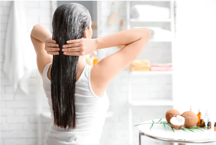 Uốn và duỗi tóc bao lâu thì gội đầu được? 10 lưu ý khi chăm sóc